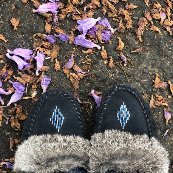 Meet your Posher, Nikki - Picture 1 of 2